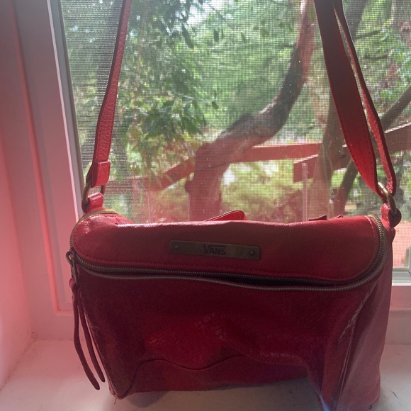 Red vans purse - Picture 1 of 2